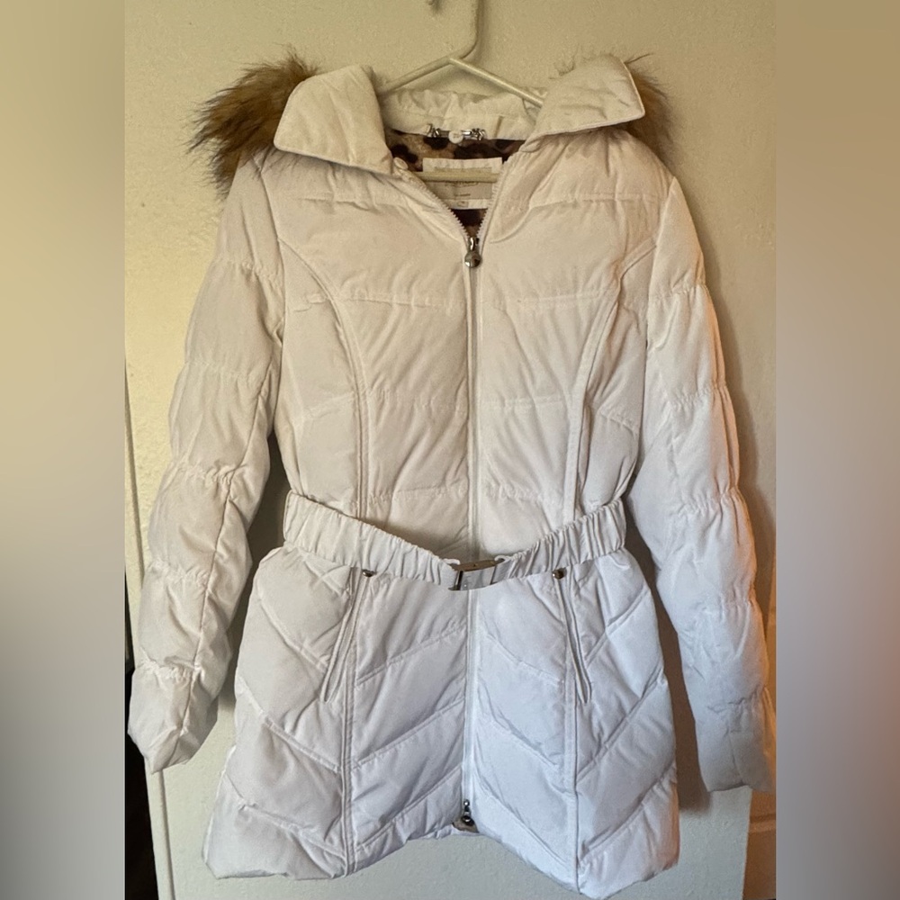 Women's White Puffed Coat